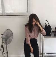 732x733